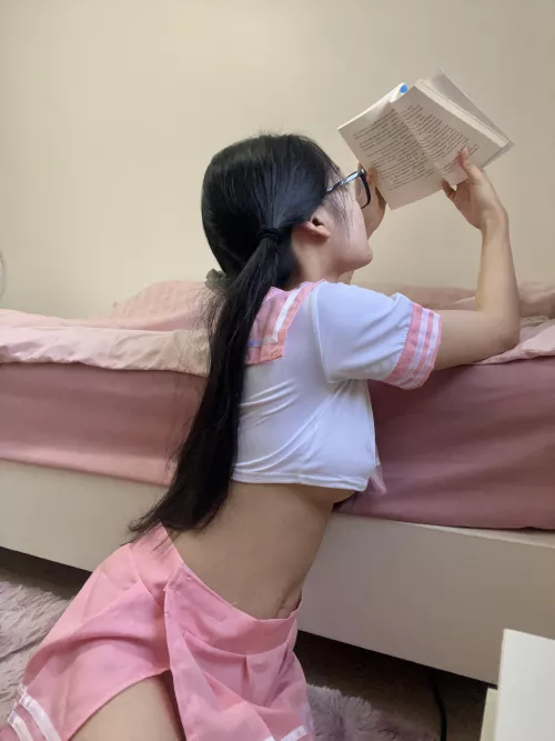 come cheat on your wife with me... ill make it worth it 