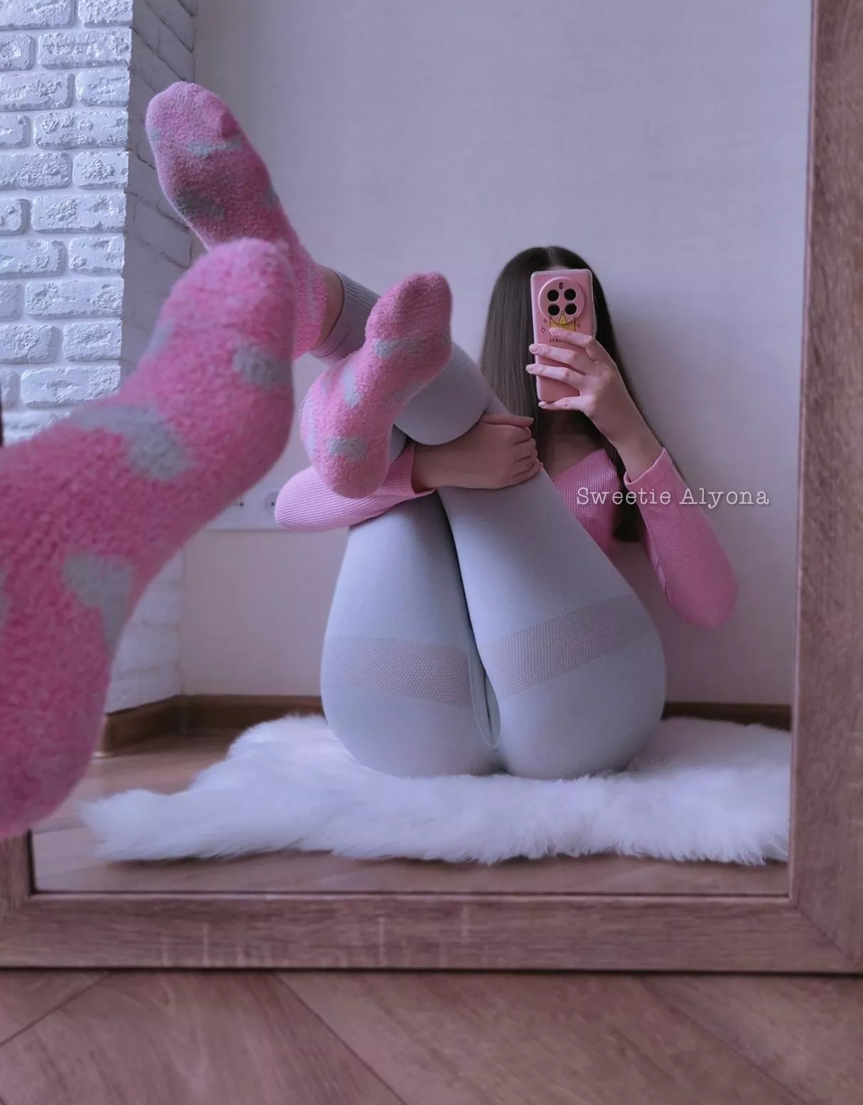 Cum on my socks, be a good boy 