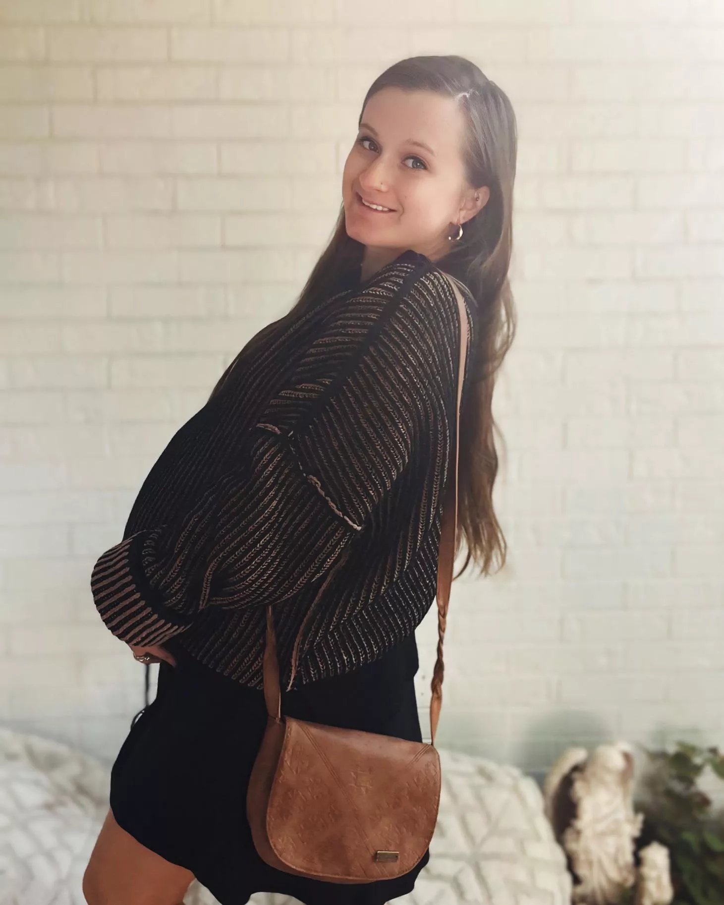 Do you stare at pregnant girls in public 