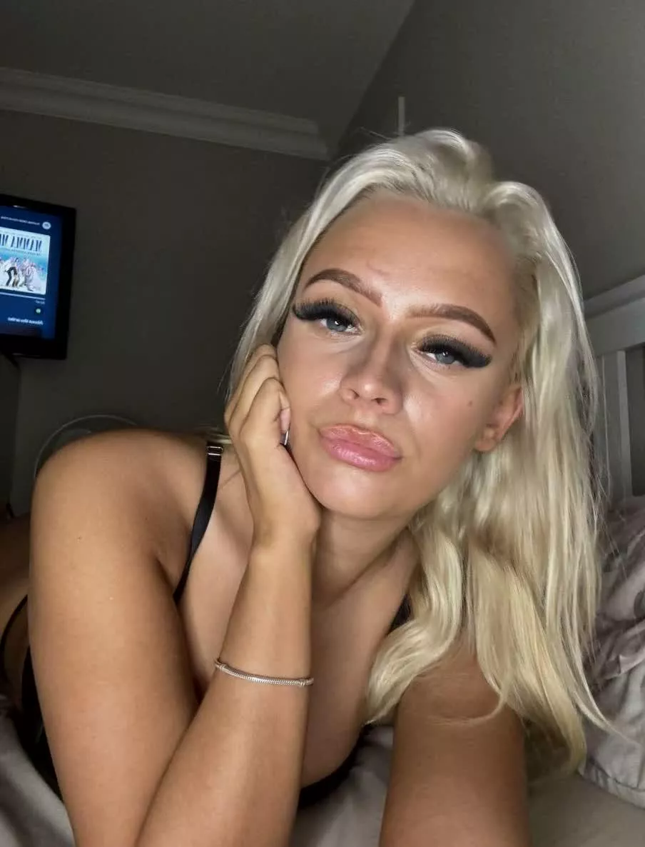 give me shot of cum 😜😈