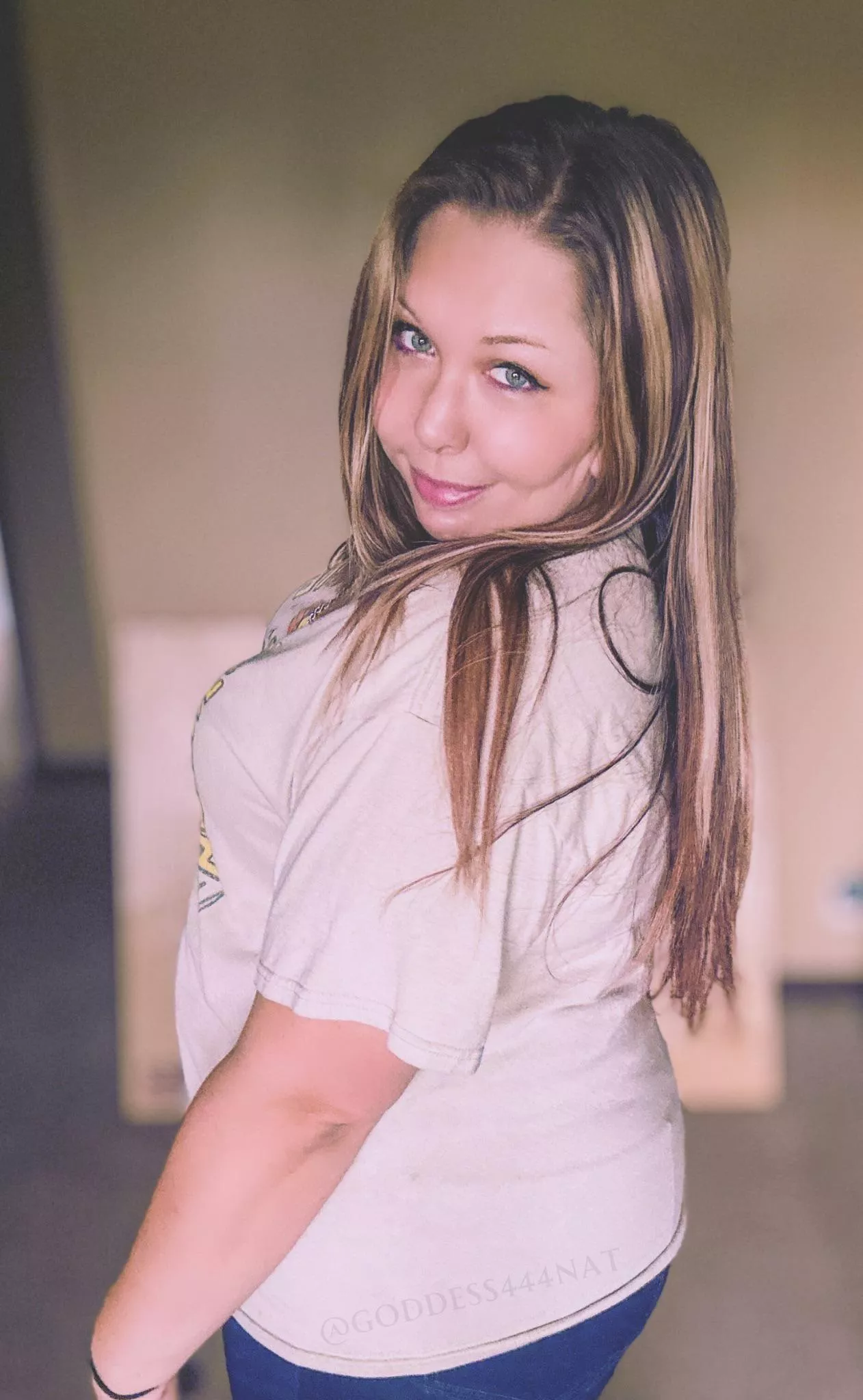 Good morning! I’ll be going to the casino tomorrow! It’s the perfect time for you to throw away all your hard earned cash into meeee hehe 😈😈🤭