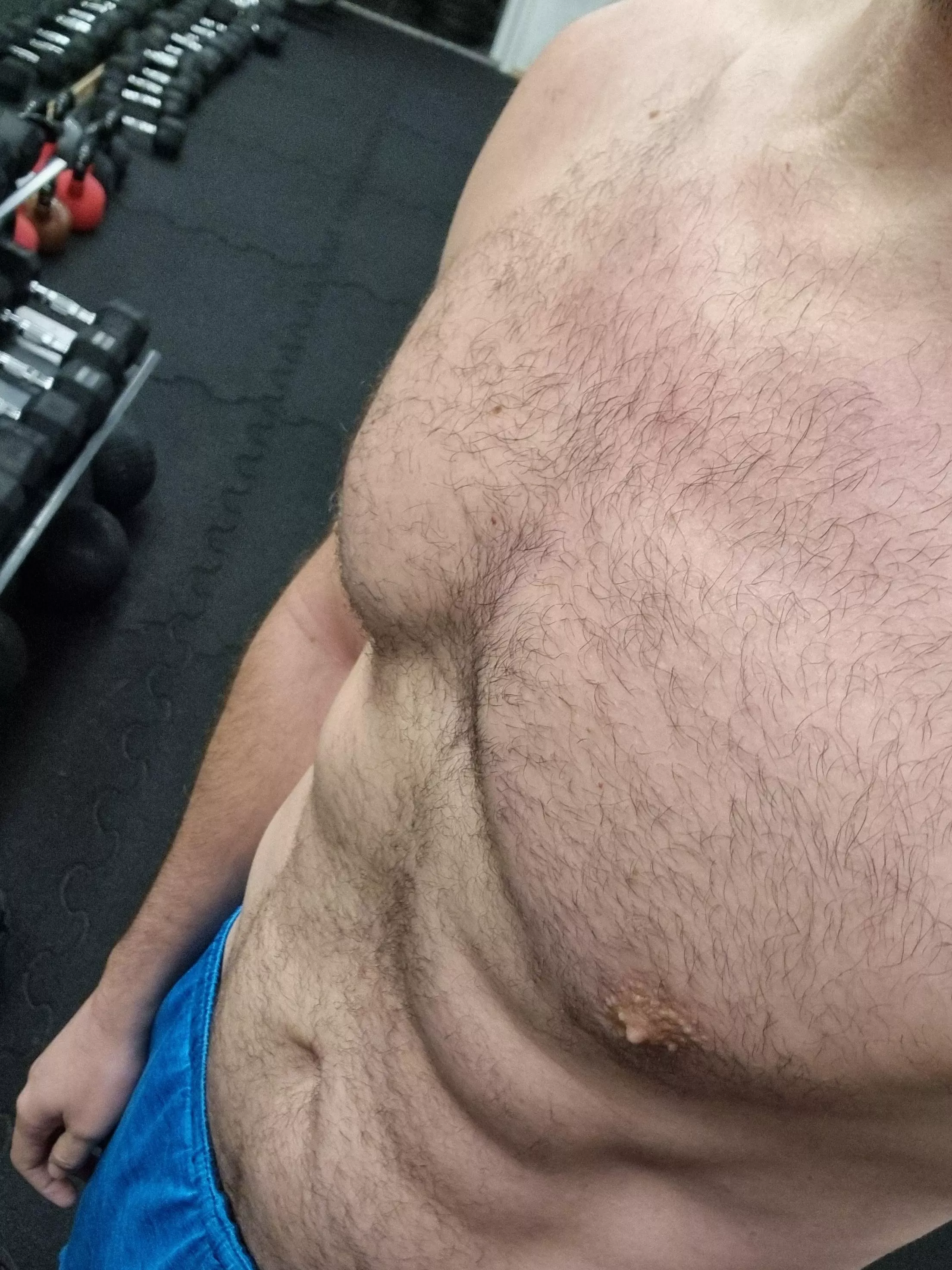 Grabbed a quick picture of my chest in the gym