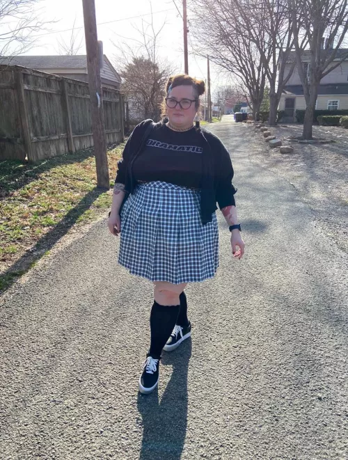 Happy Friday! here’s to a nerdy and slutty weekend