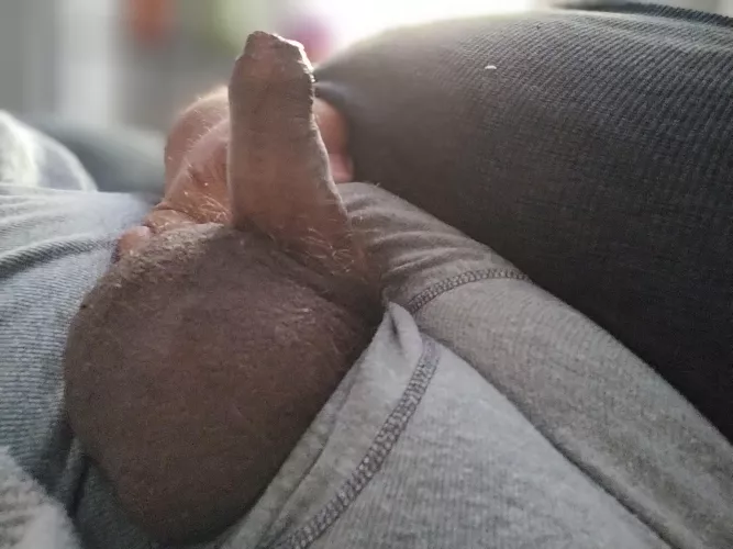 He was hiding underneath daddy's big belly (Illinois)