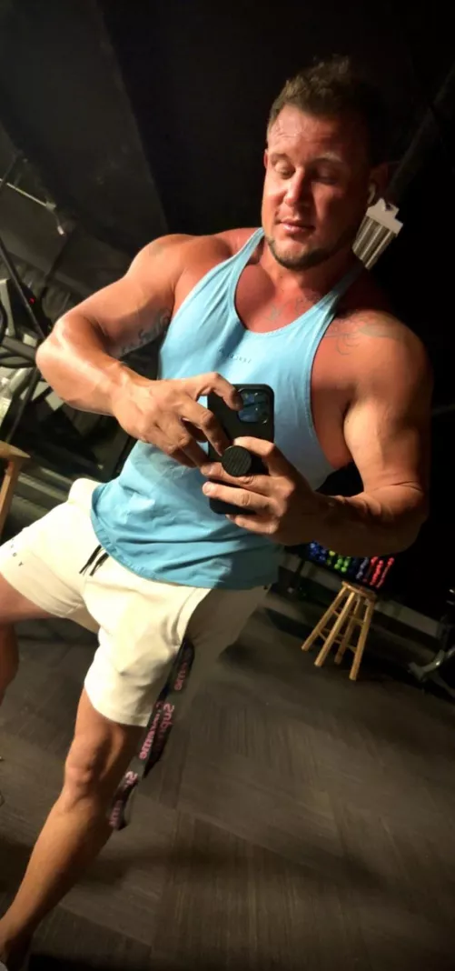 I got 8.5 inches ready for you 