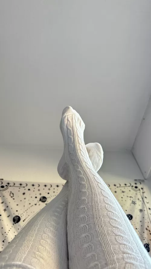 I know you wanna sniff my Goddess feet in thigh high sock. oc
