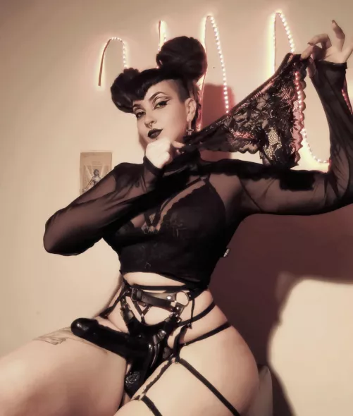 I'll destroy what's left of your manhood and turn you into my perfect free use brainwashed fuckdoll 🎀