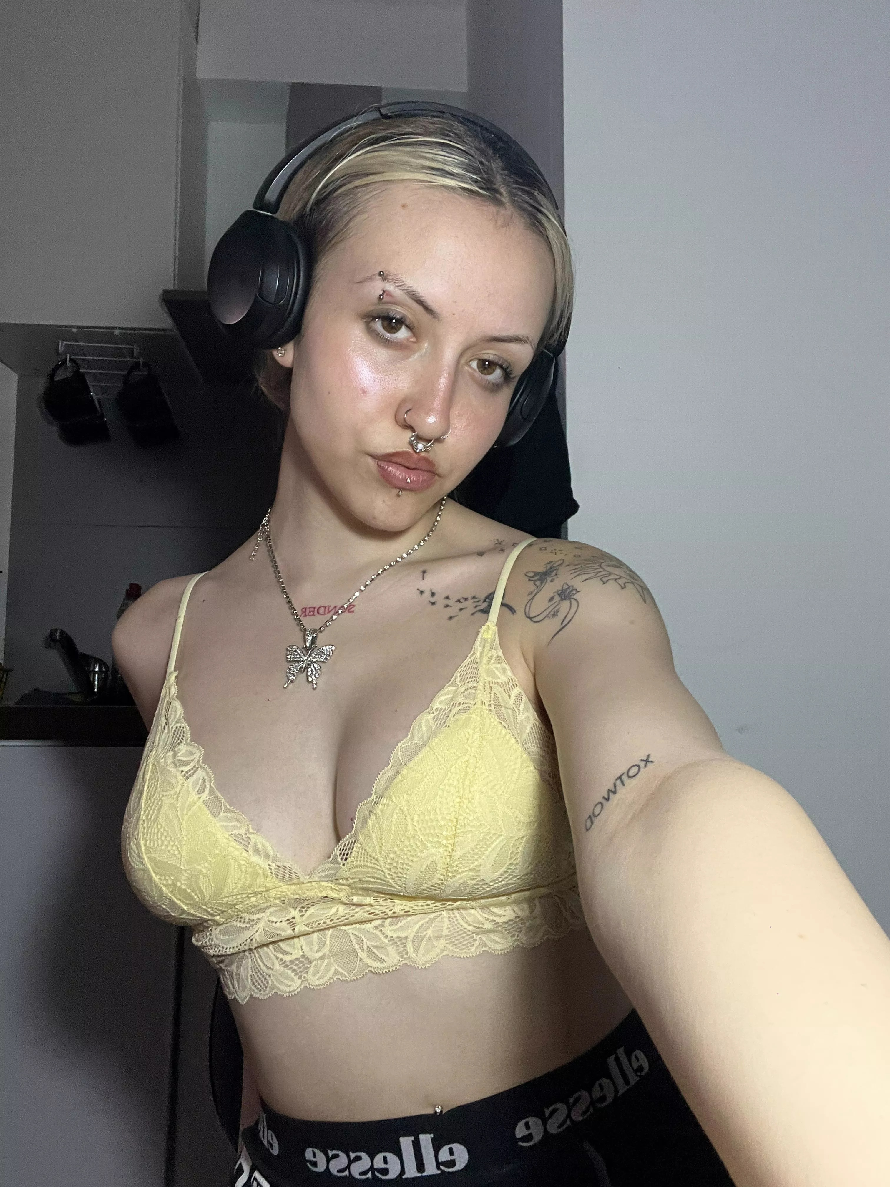 Just another cute emo girl looking to cause mayhem