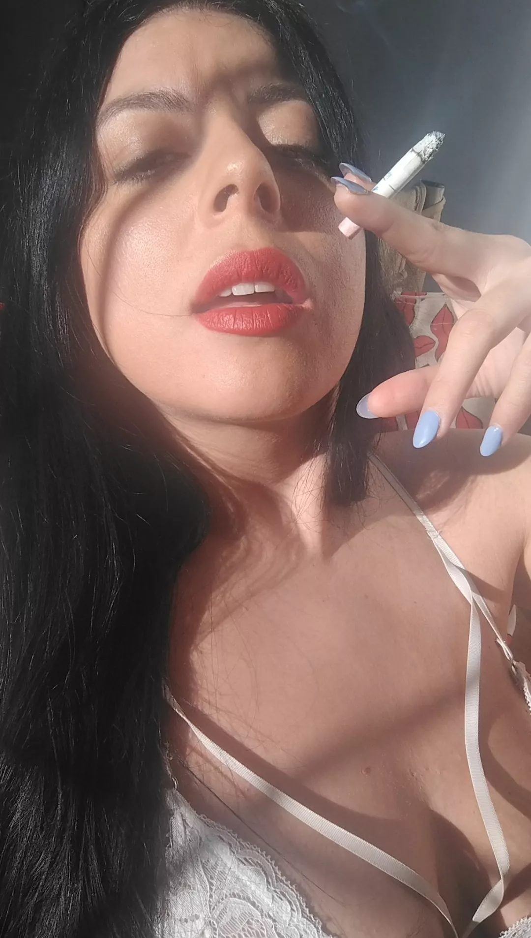 Kiss me like it's the last time and then we'll smoke together