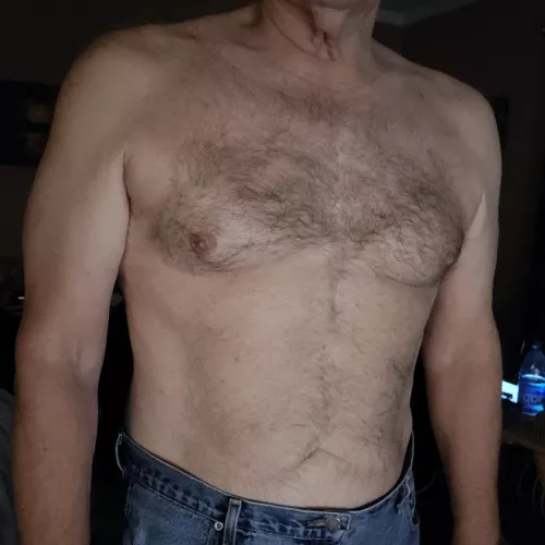 Mature Male for Mature Female / Tuscaloosa