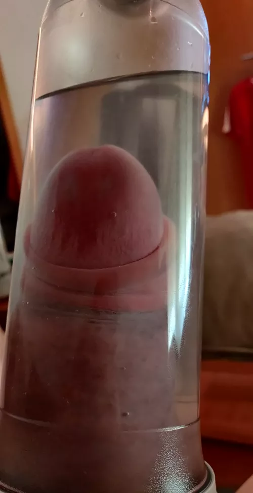 pumping my cock alone now, anyone join me?🔥