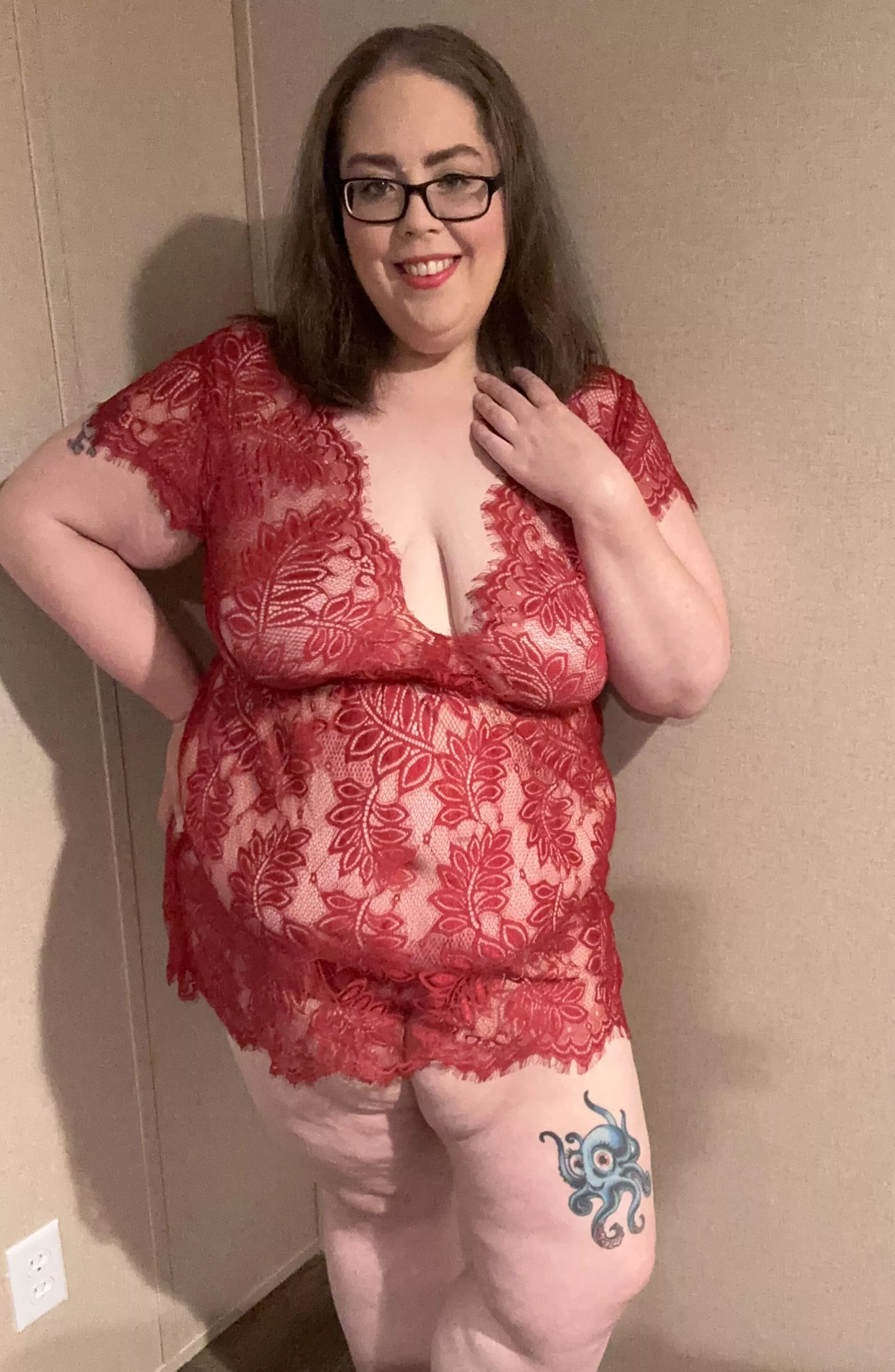 Red is one of my favorite colors!  