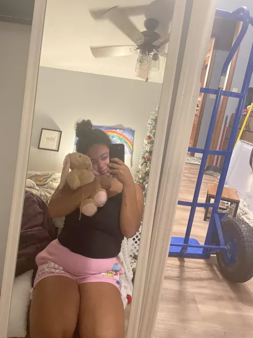 slowly getting back into my little space 🎀🐰