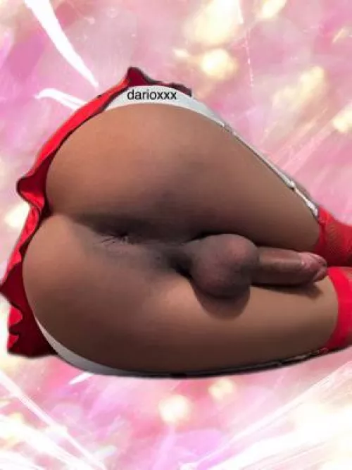 Suck or fuck a fem dick?