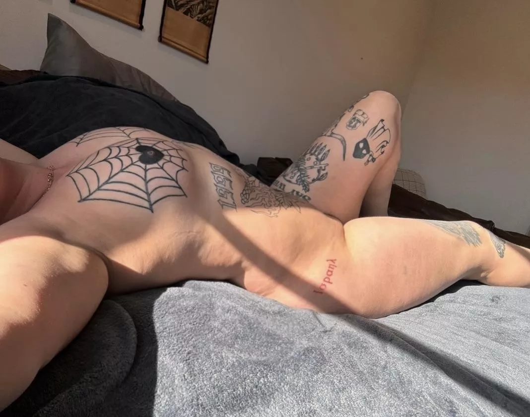 Sun-kissed and hoping to make your day a bit brighter 