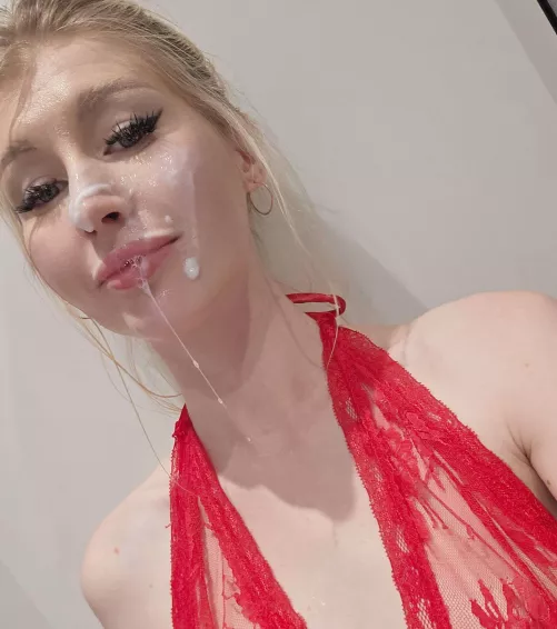 Taking selfies with hot cum on my face