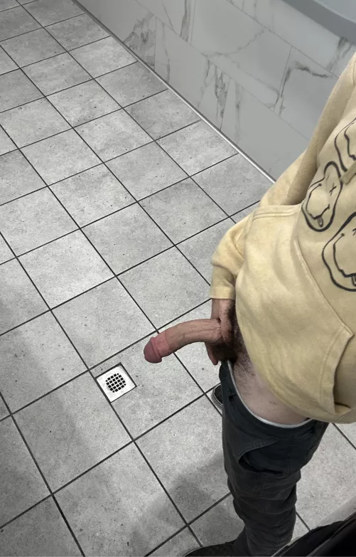 What if I told you to meet me in the bathroom?(19)