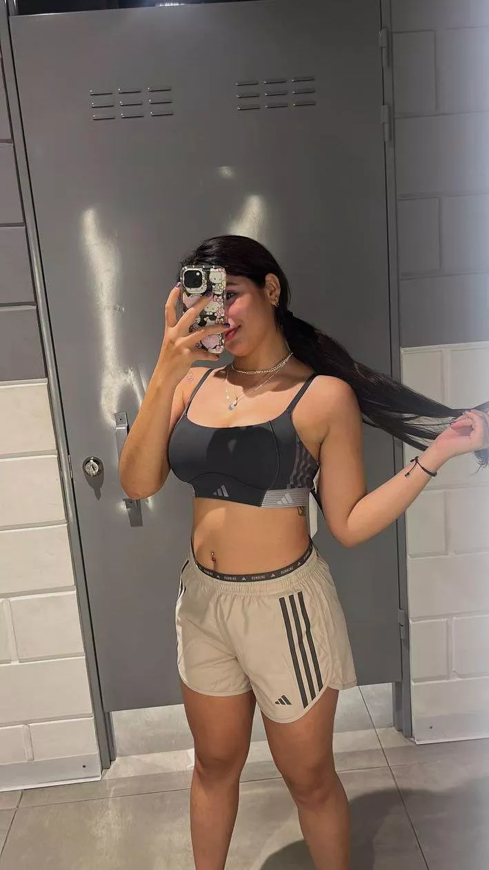 when do we finally become gym buddiesss f18 