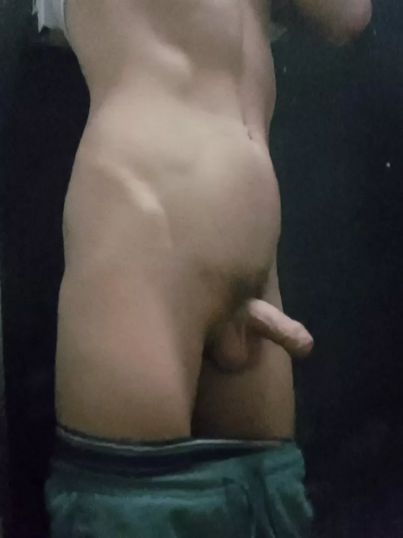 26 m uk.. come and tease me if you're big enough 😉 18+ only