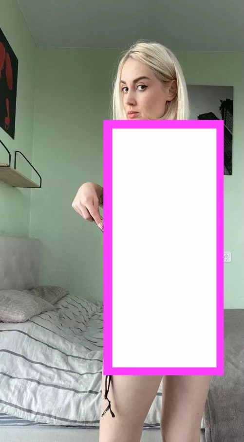 All you'll ever see are pixels and black and white stripes, betas don't deserve nudity 🤭