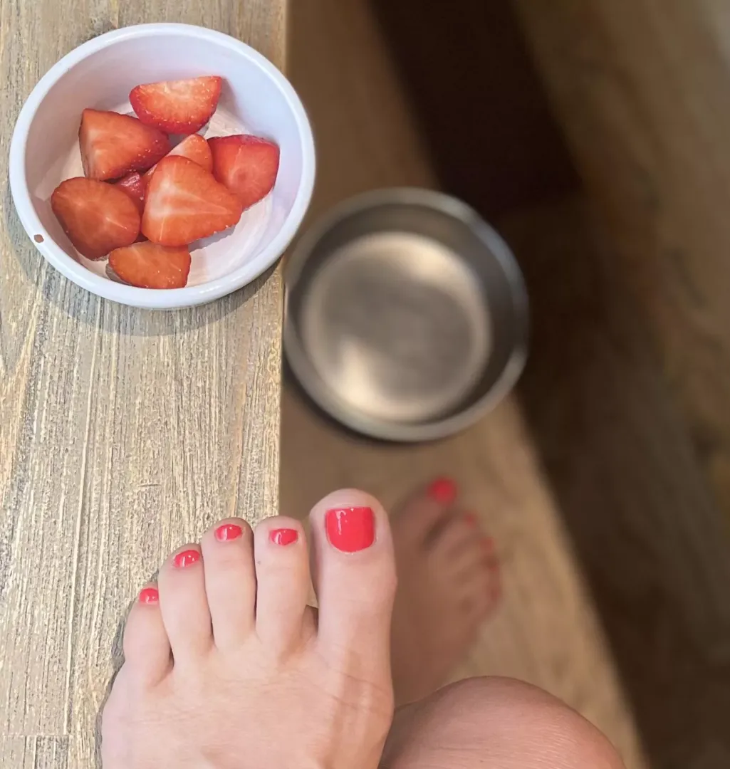 Breakfast slave? Let me just squish it between my toes…