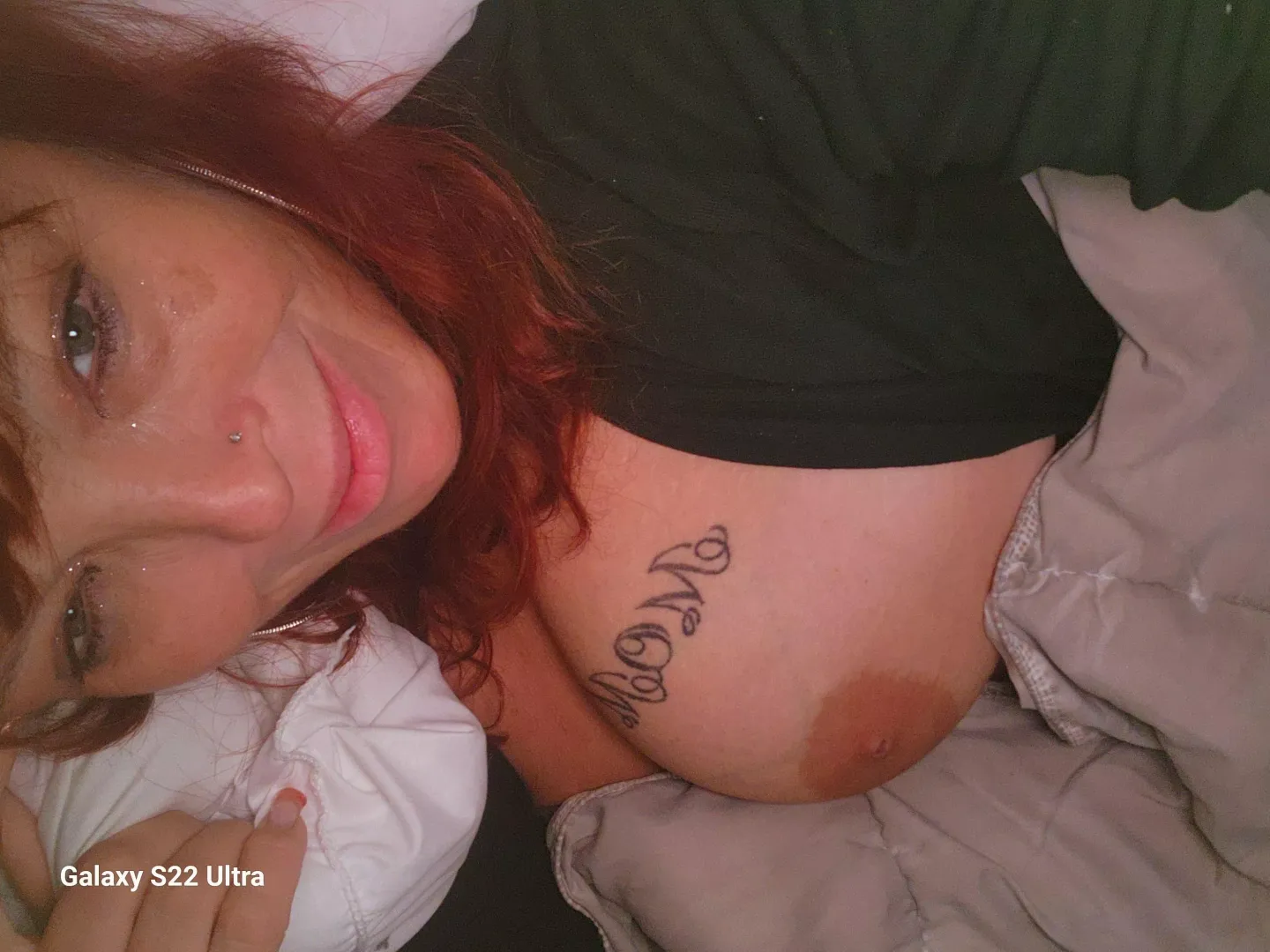 Come suck these MILF titties