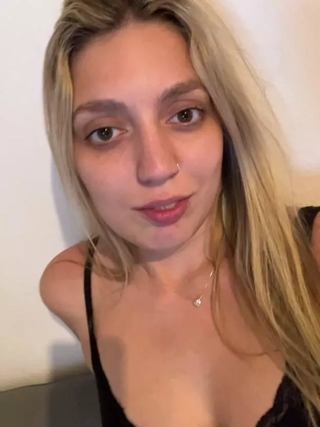 Ever tried a blonde like me