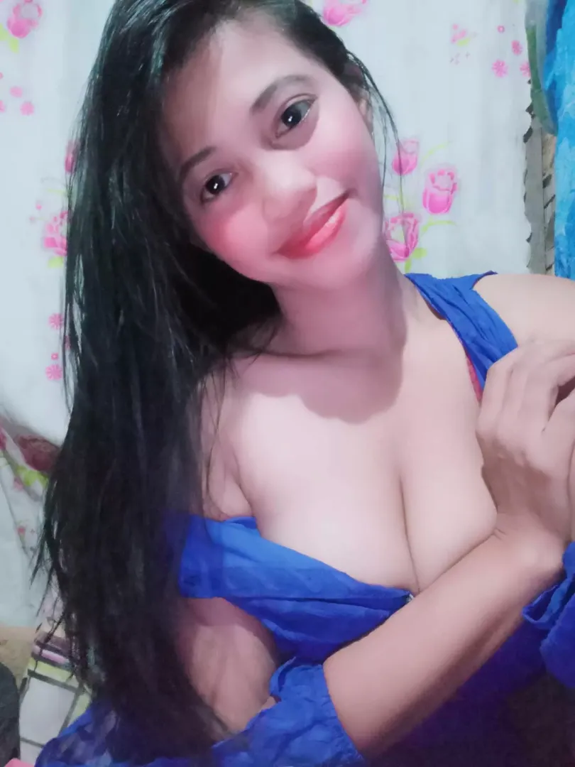 Filipina girls love to show us their tits! Go see! Live now on - AsianGirlsLive.Net 🇵🇭