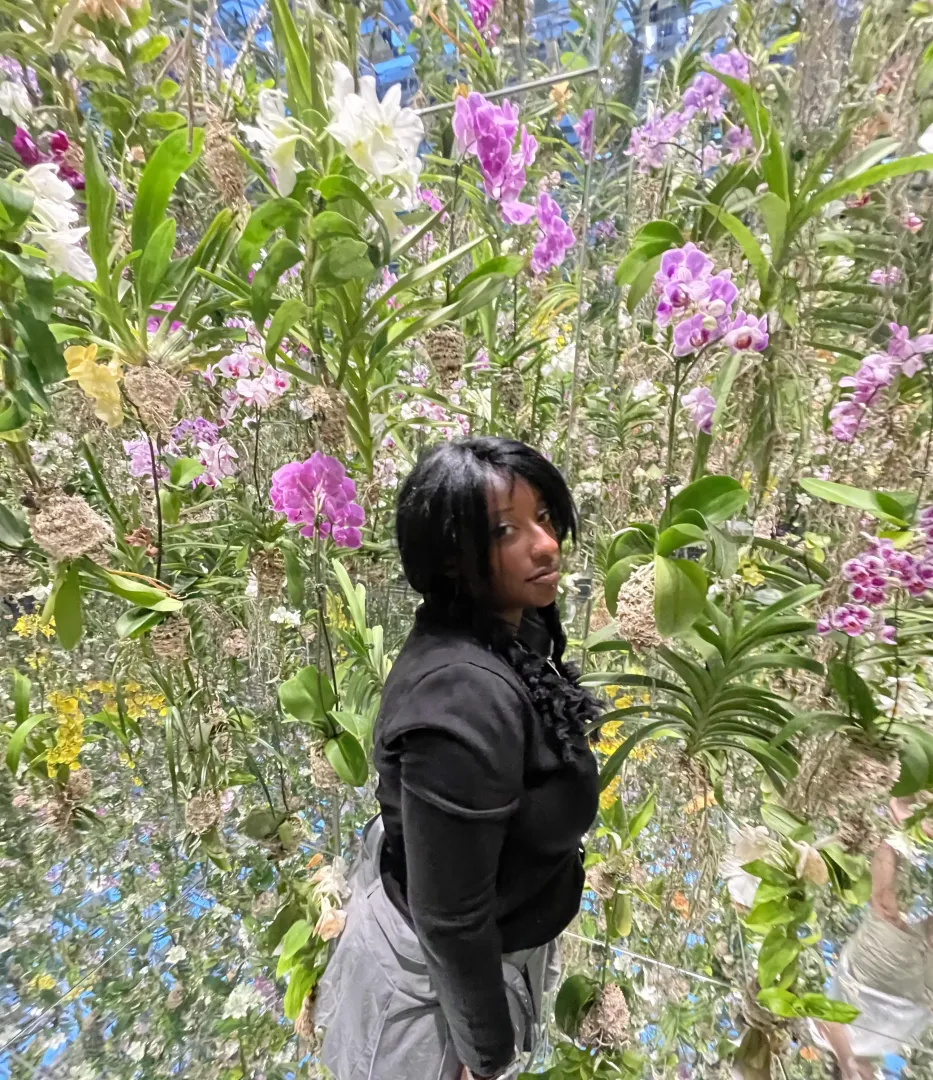 [Findom] I’m like a flower, Shower me with money 