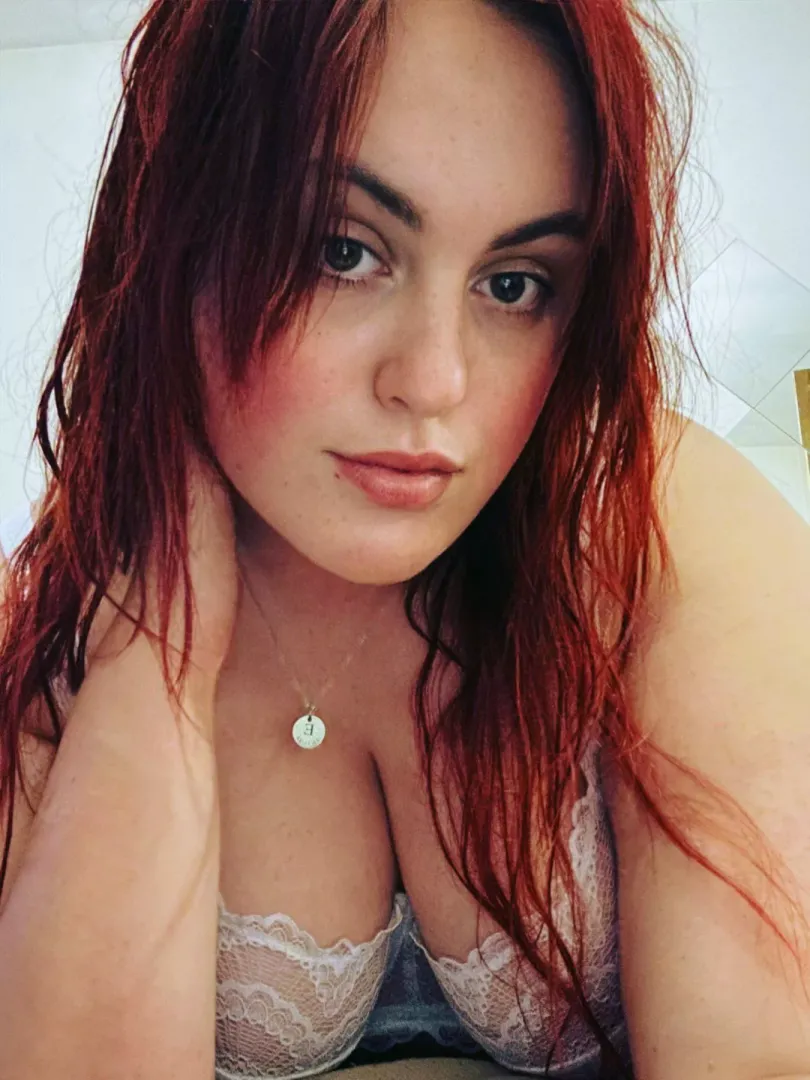 Get on your knees & worship Mommy [findom]