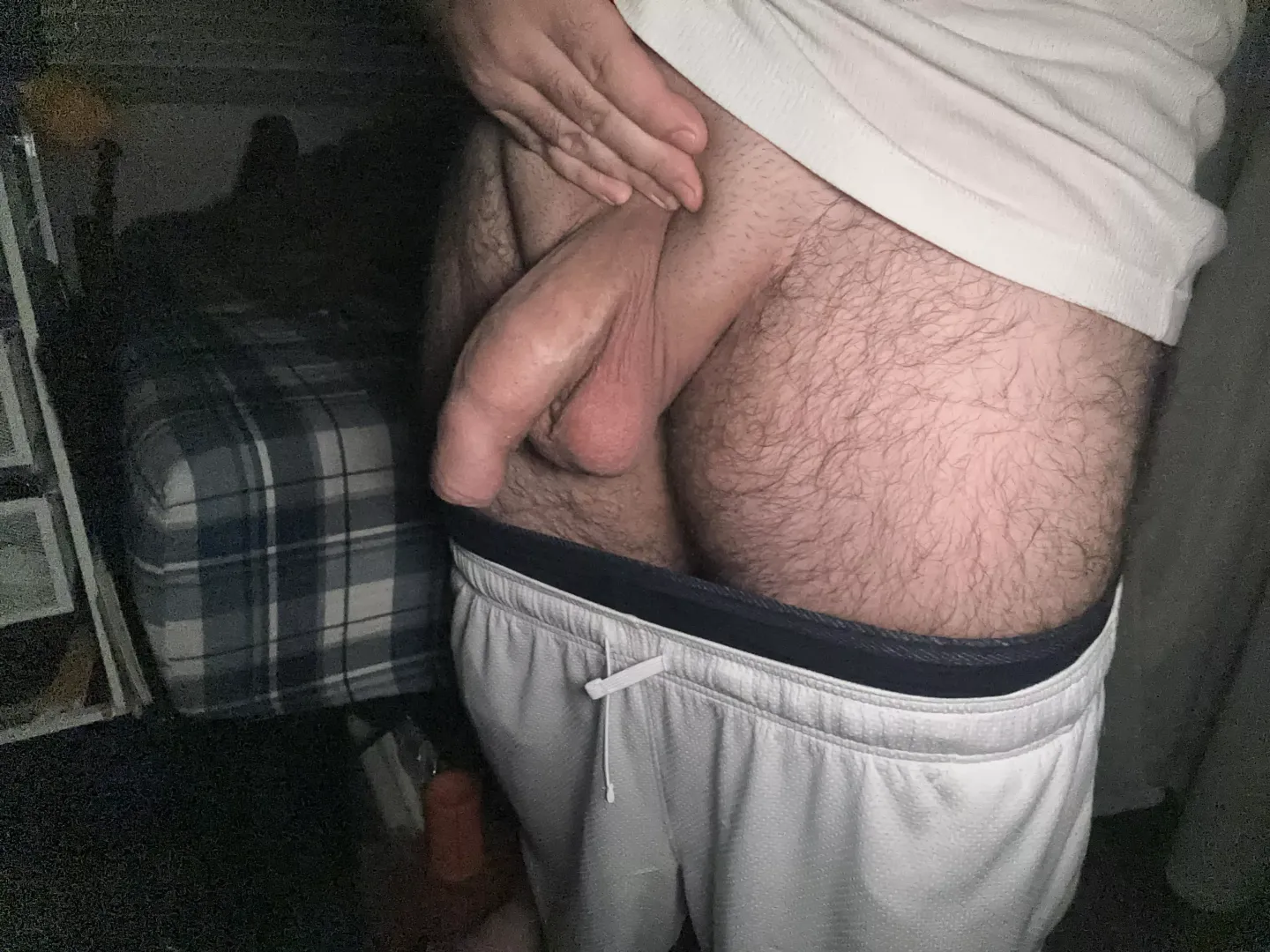 Help put me to sleep, NOW😈😈
