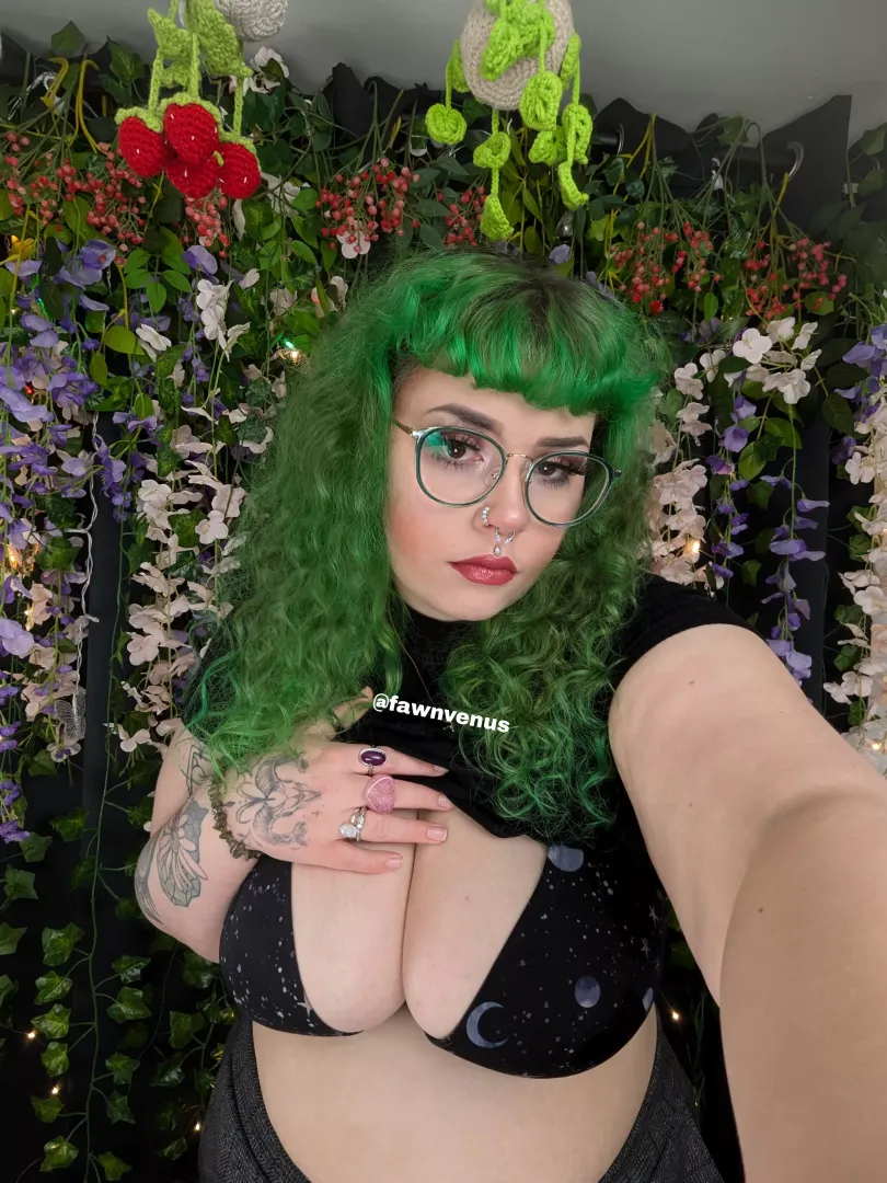 I really like showing you my nudes ;)
