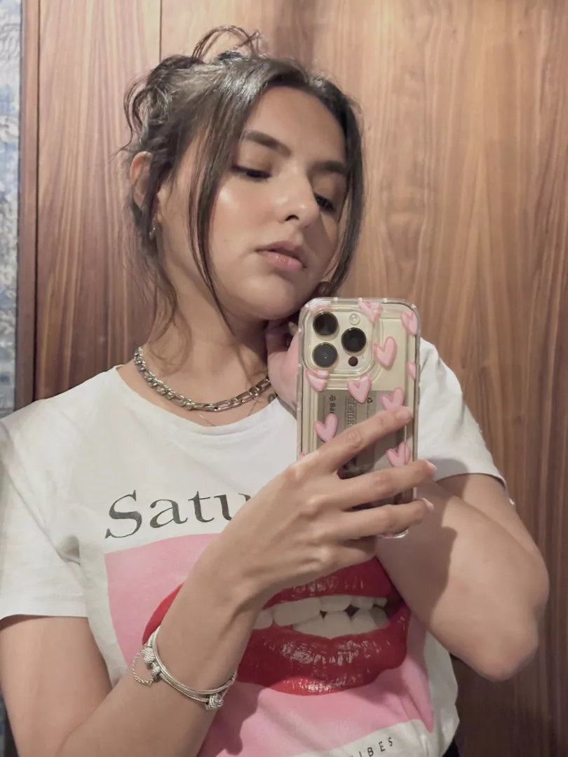 Im the cute gir next door