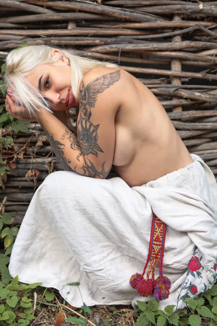 Mari by me