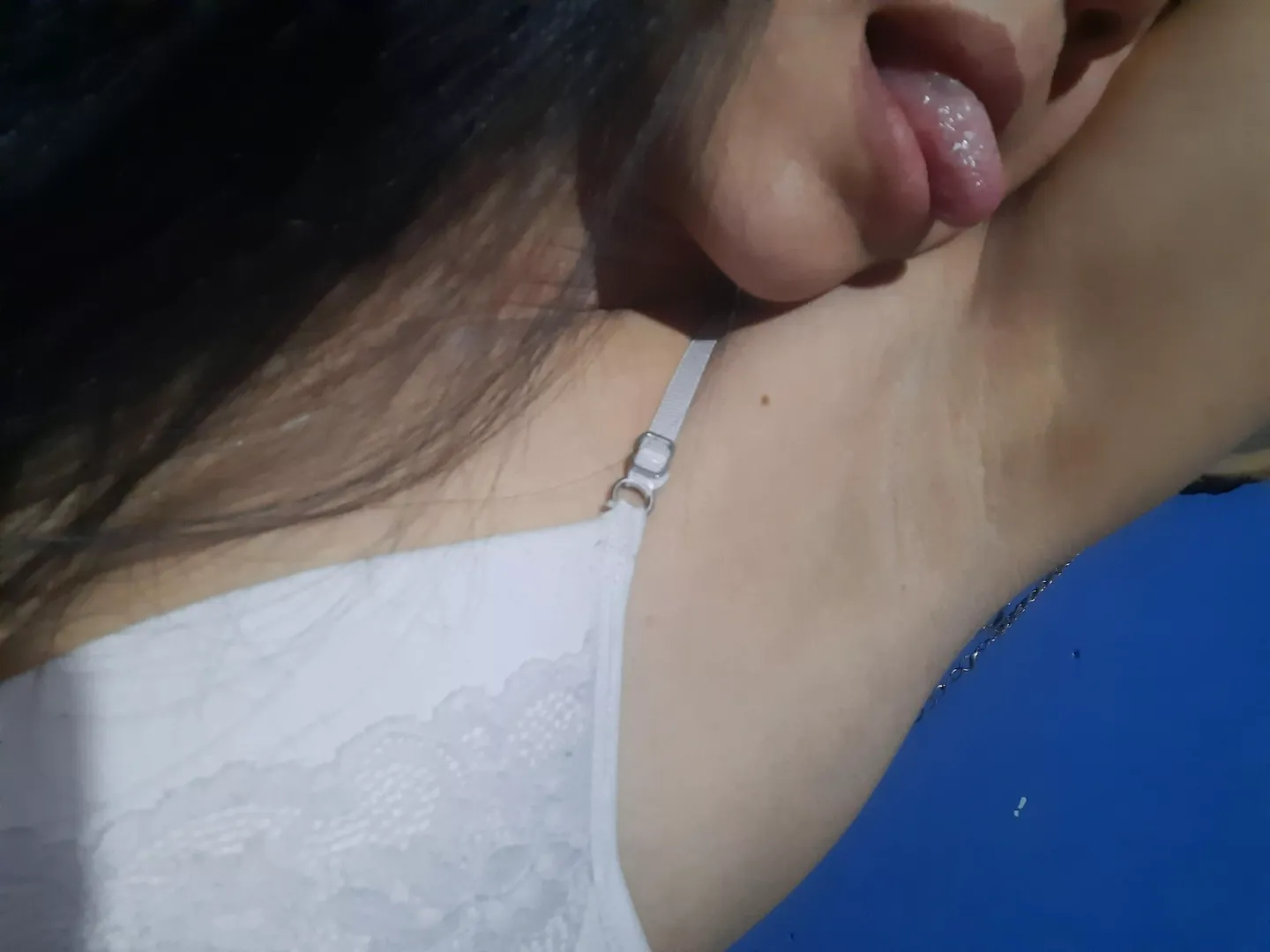 my armpit is tasty 