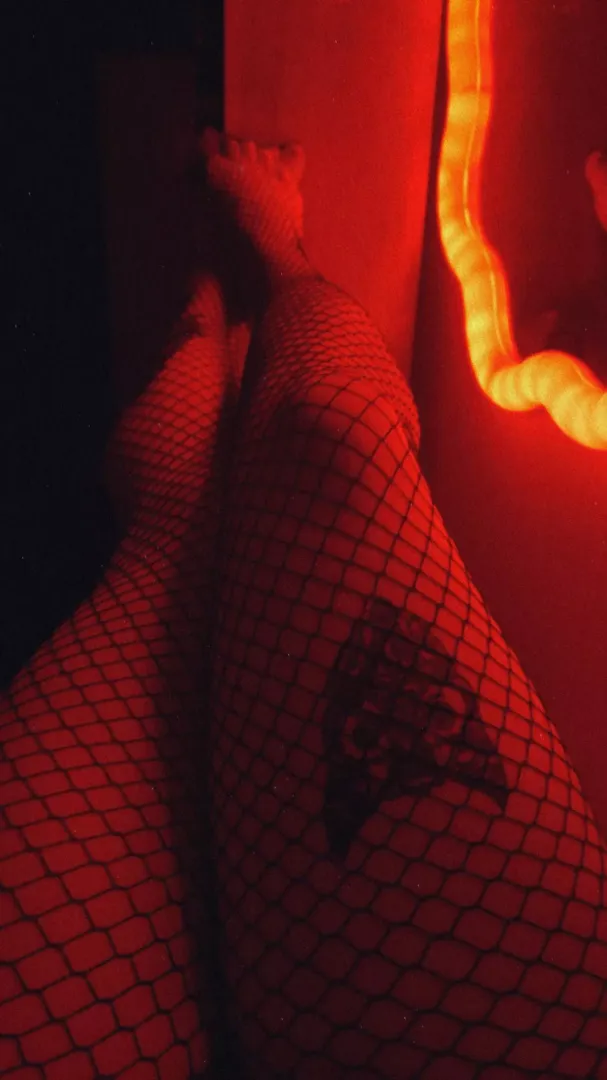 Need a foot stool 🤭😘