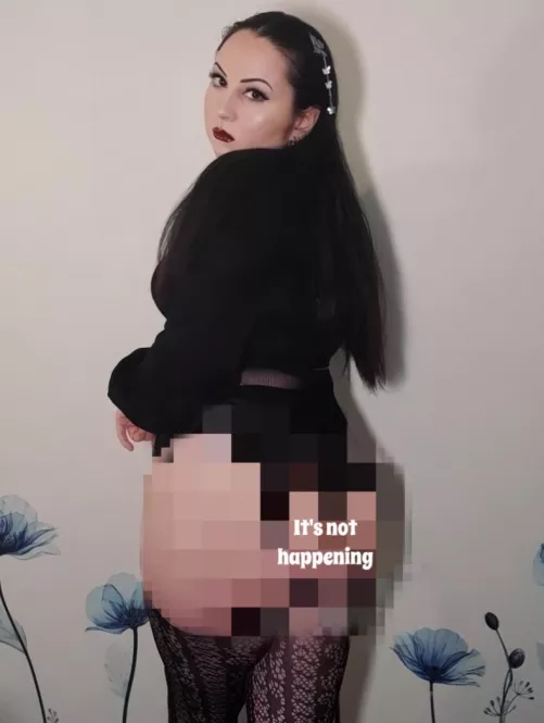 Nothing like clusters of skin tone colored squares am I right fellas?