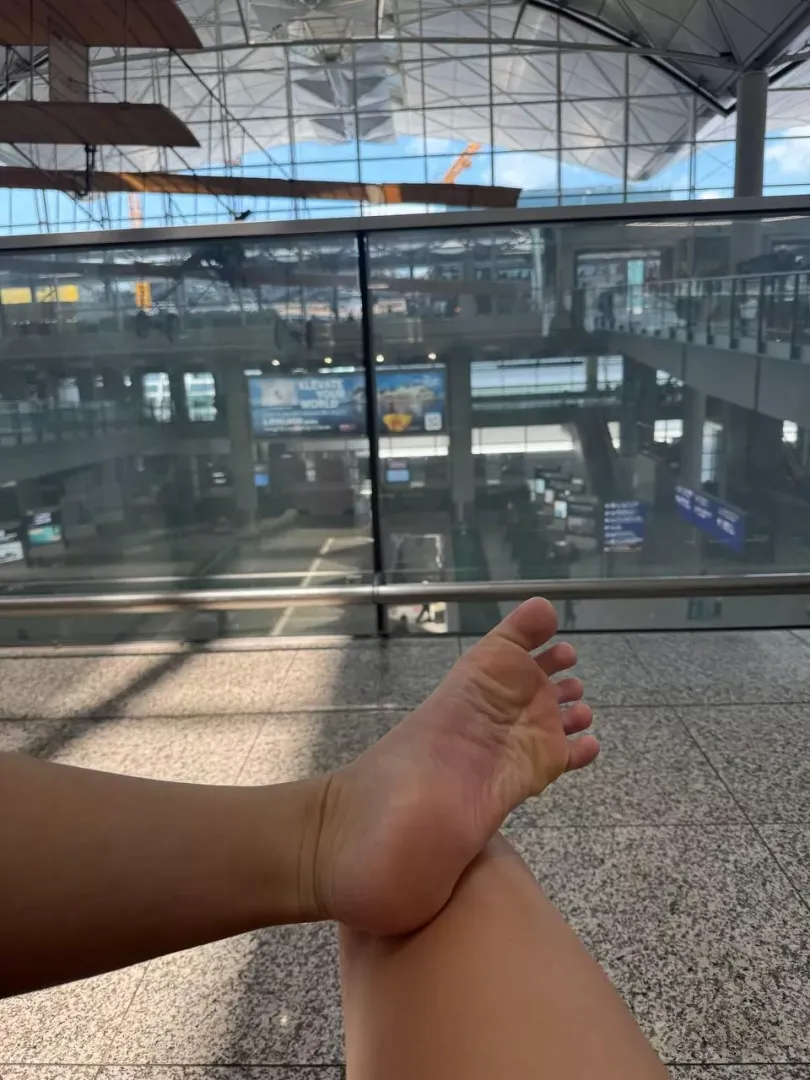 Post workout dirty soles
