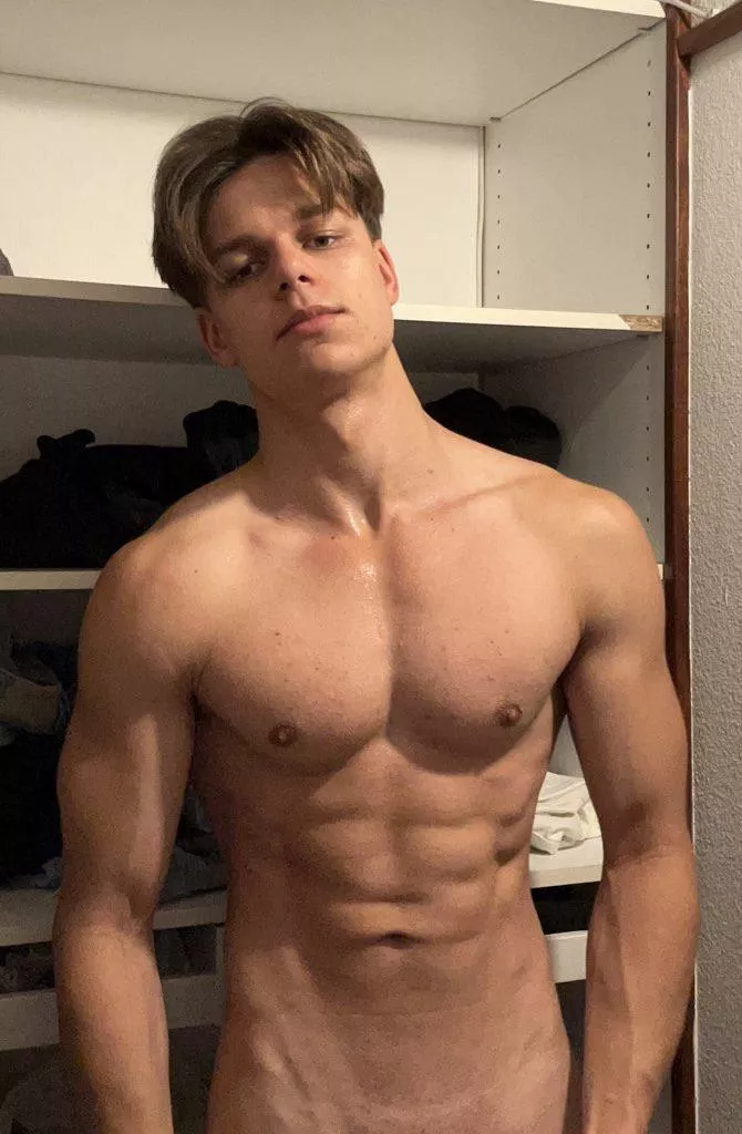 Wanna lick my body?