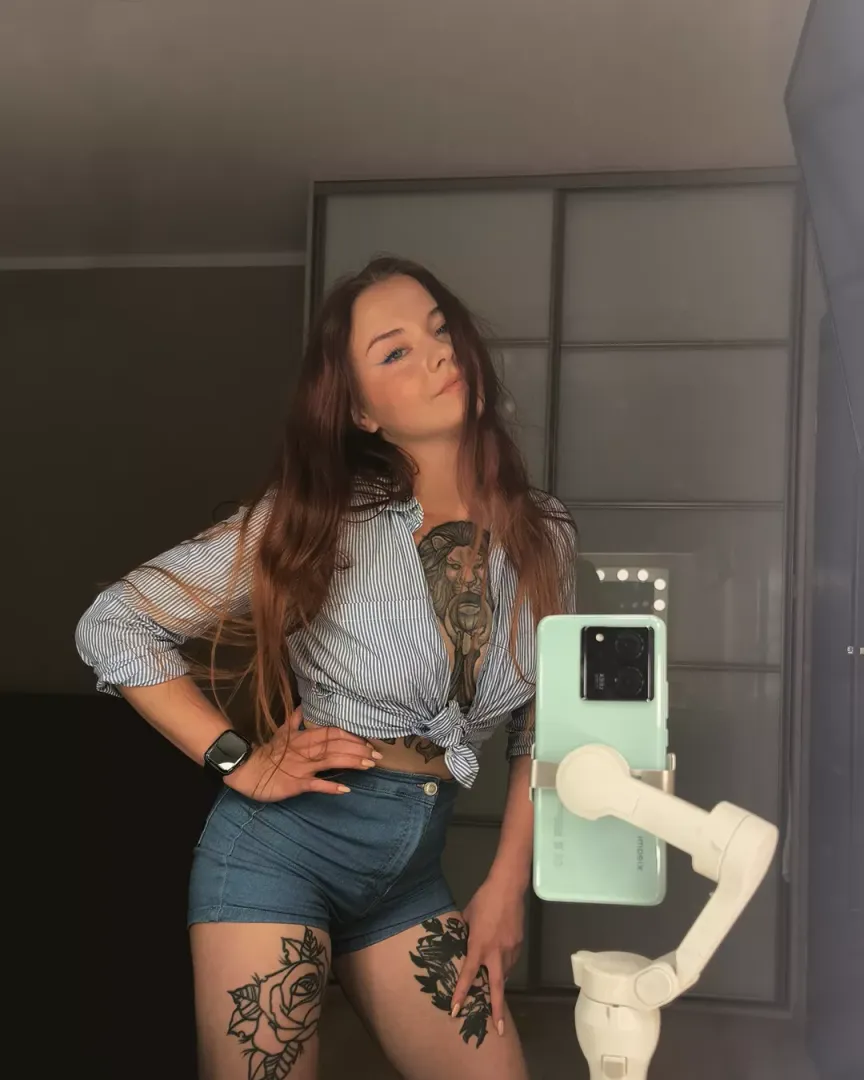 What do you think about my pin up style?