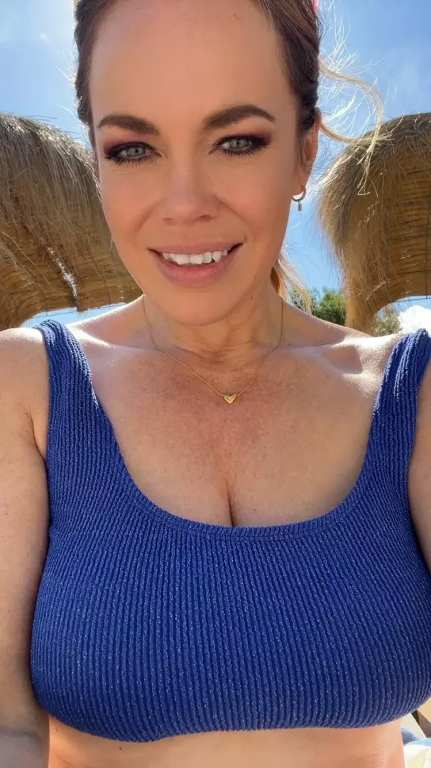 Who doesn’t smile when they’re at the beach?