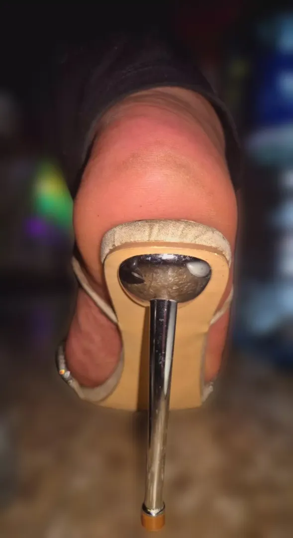 Who wants to be under my heel? 