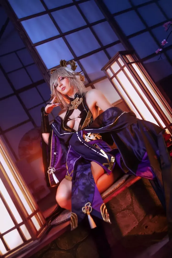 Yae Miko alt dress cosplay by BellatrixAiden