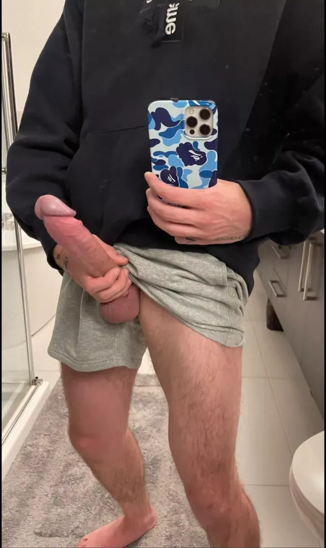 You hungry?? i got some meat at home if you want🤷🏻🥩 