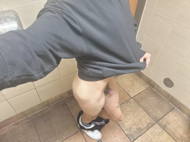 (22) zoom in for a tiny surprise 🙊💞