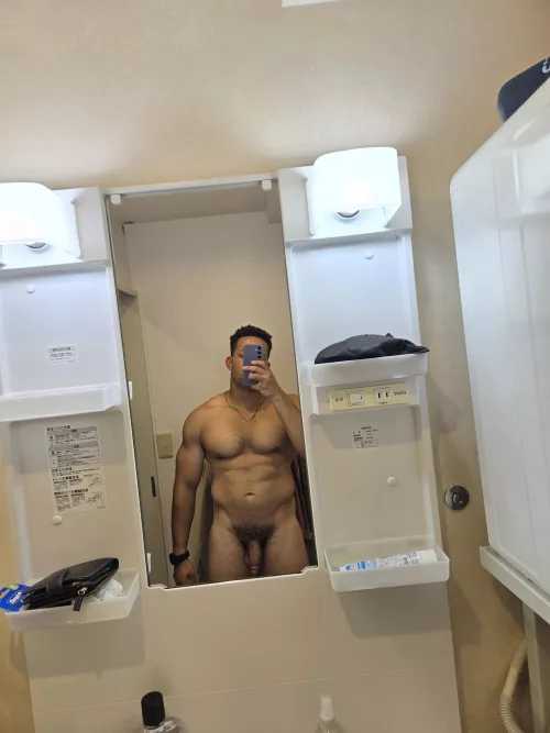 27 m4m masc gym navy bro in sasebo lookin for other fit masc bros 