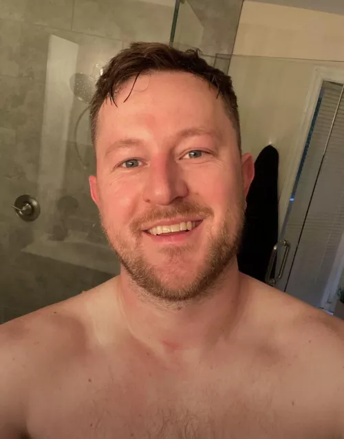 [38] smile after a morning shower hit the spot