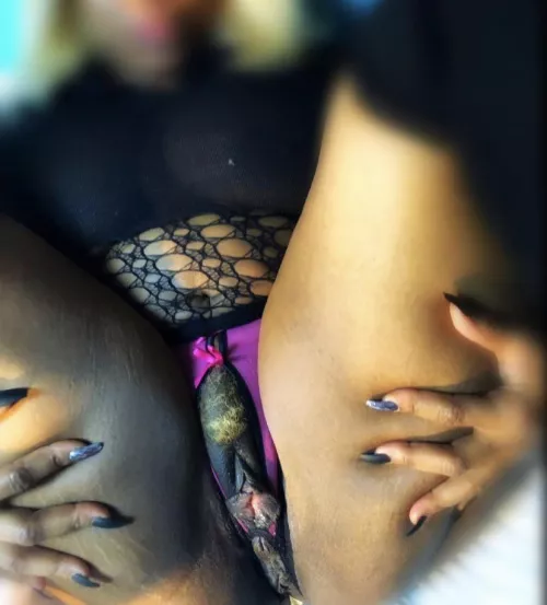 [45][MF4M][Atlanta] WMBF interracial marriage. Looking for a local bull , 30-60 years old. Need for something consistent. Must be fit and thick. This Saturday Halloween hotel fun!