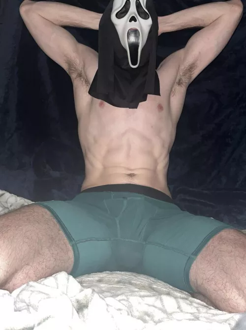 Are you gonna lick or sniff first?