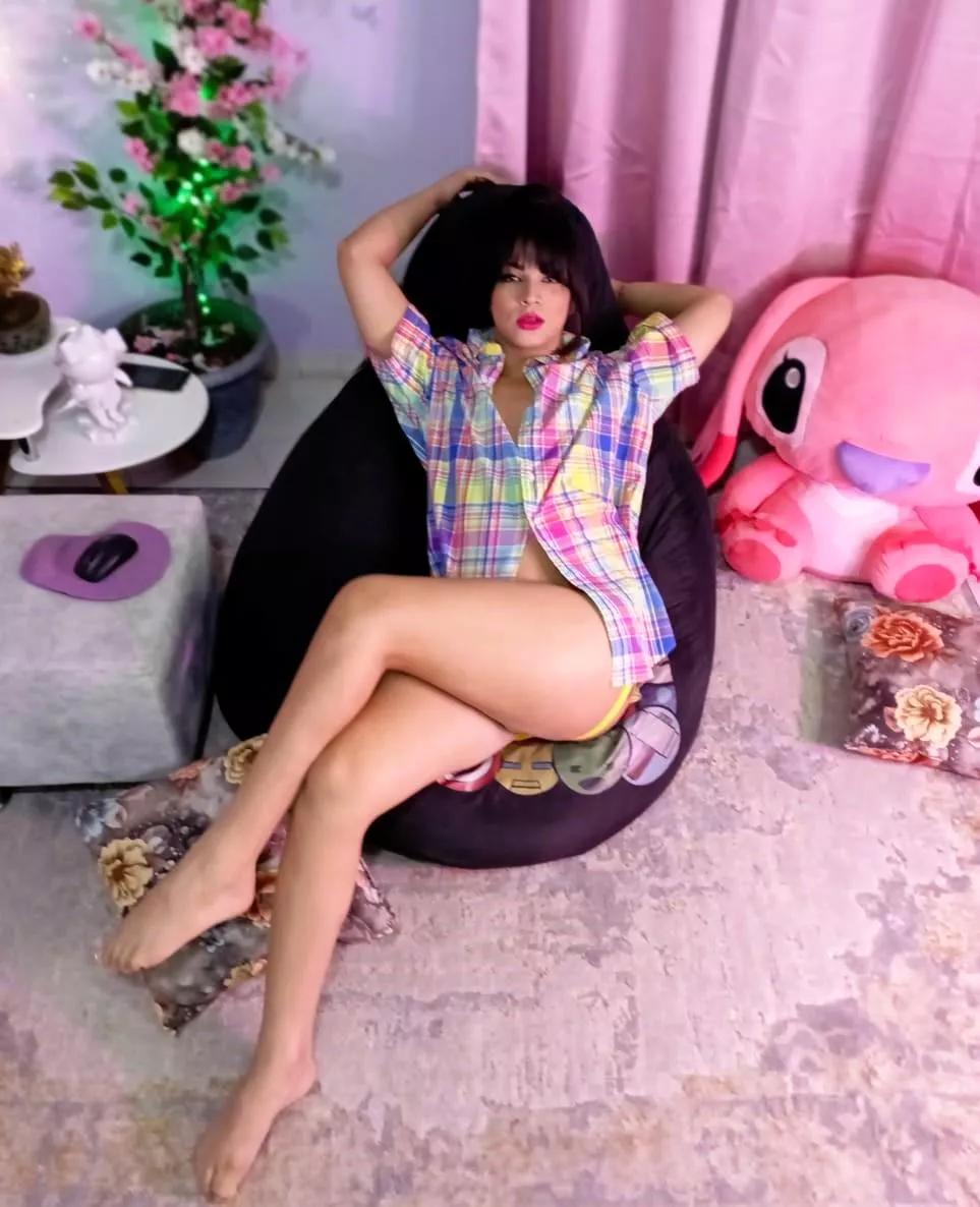 [ashleytentation] online now